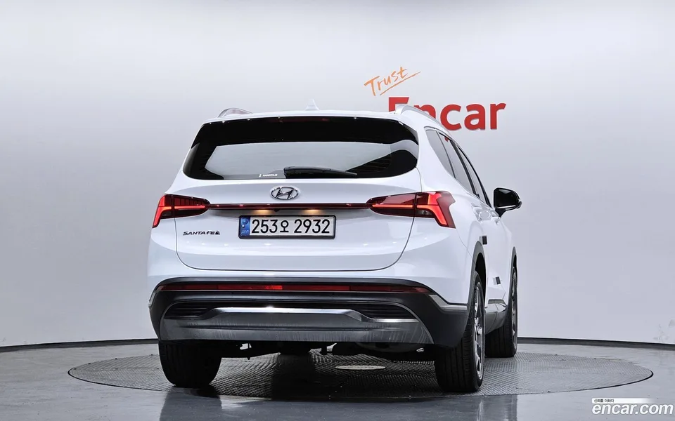 Hyundai SantaFe HEV 1.6 2WD 2022 — миниатюра 4