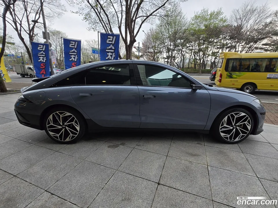 Hyundai Ioniq 6 AWD 2023 — миниатюра 2