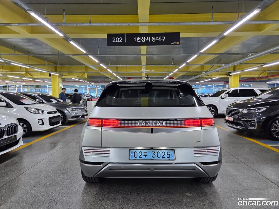 Hyundai Ioniq 5 AWD 2022 — миниатюра 4