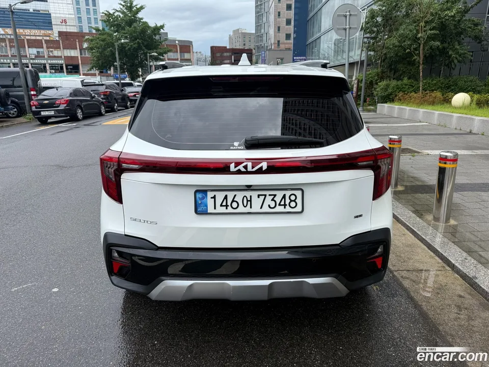 Kia Seltos 1.6 4WD 2022 — thumbnail 4