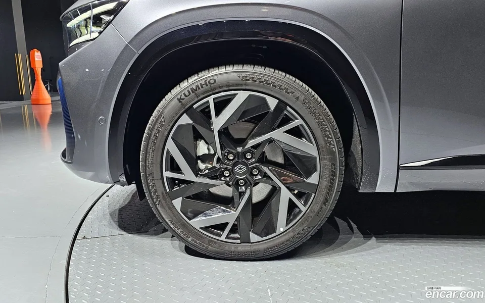 Renault Samsung Grand Koleos 1.5 E-TECH 2WD 2024 — миниатюра 2