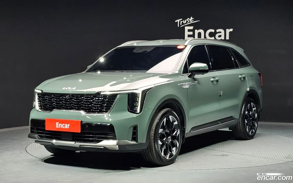 Kia Sorento 2.5T 2WD 2025 — фото 1, купить с доставкой в Москву