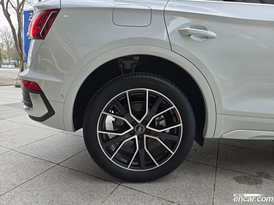 Audi Q5 40 TDI 2023 — миниатюра 2