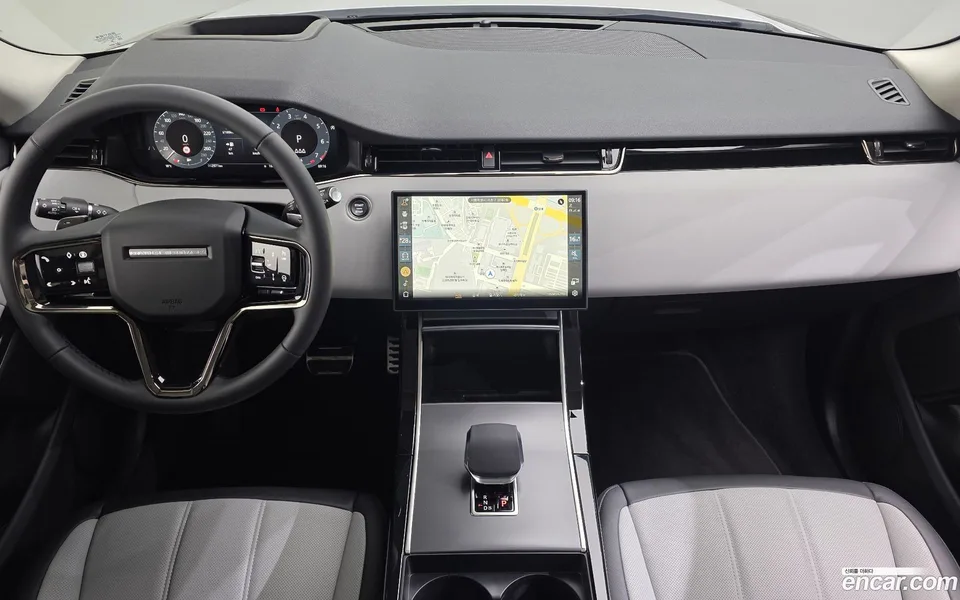 Land Rover Range Rover Evoque P250 SE 2025 — миниатюра 4