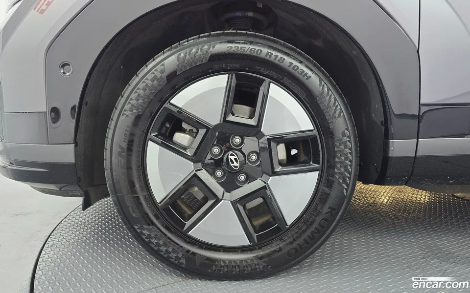 Hyundai SantaFe HEV 1.6 2WD 2023 — миниатюра 2