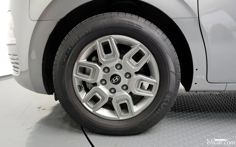 Hyundai Staria 3 2024 — миниатюра 5