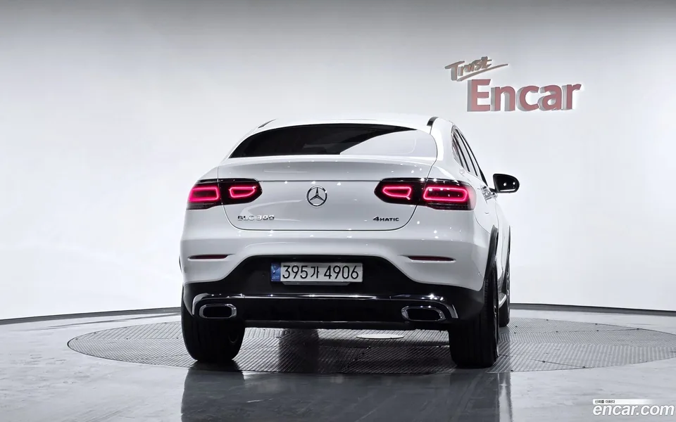 Mercedes-Benz GLC-Class GLC300 4MATIC 2023 — миниатюра 4