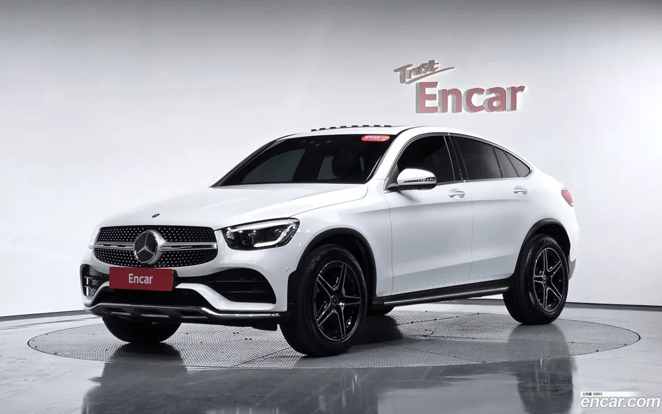 Mercedes-Benz GLC-Class GLC300 4MATIC 2023 — фото 1, купить с доставкой в Москву