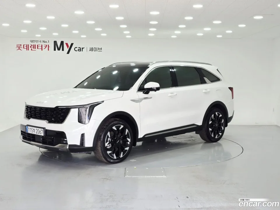 Kia Sorento 2.5T 2WD 2024 — фото 1, купить с доставкой в Москву