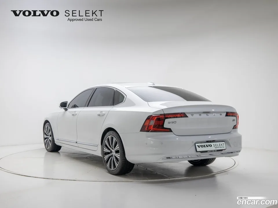 Volvo S90 B5 2024 — миниатюра 4