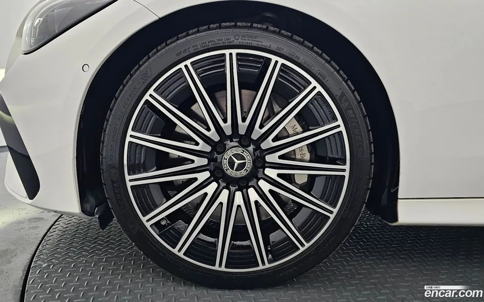 Mercedes-Benz CLE-Class CLE450 4MATIC 2024 — миниатюра 2