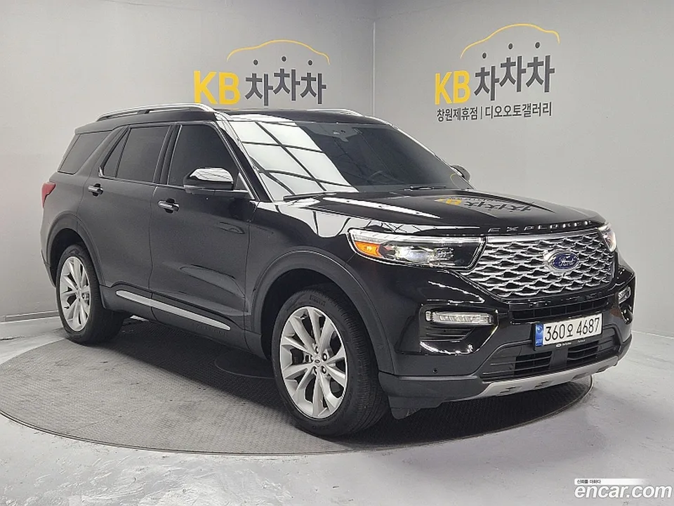 Ford Explorer 3.0 4WD 2022 — миниатюра 3