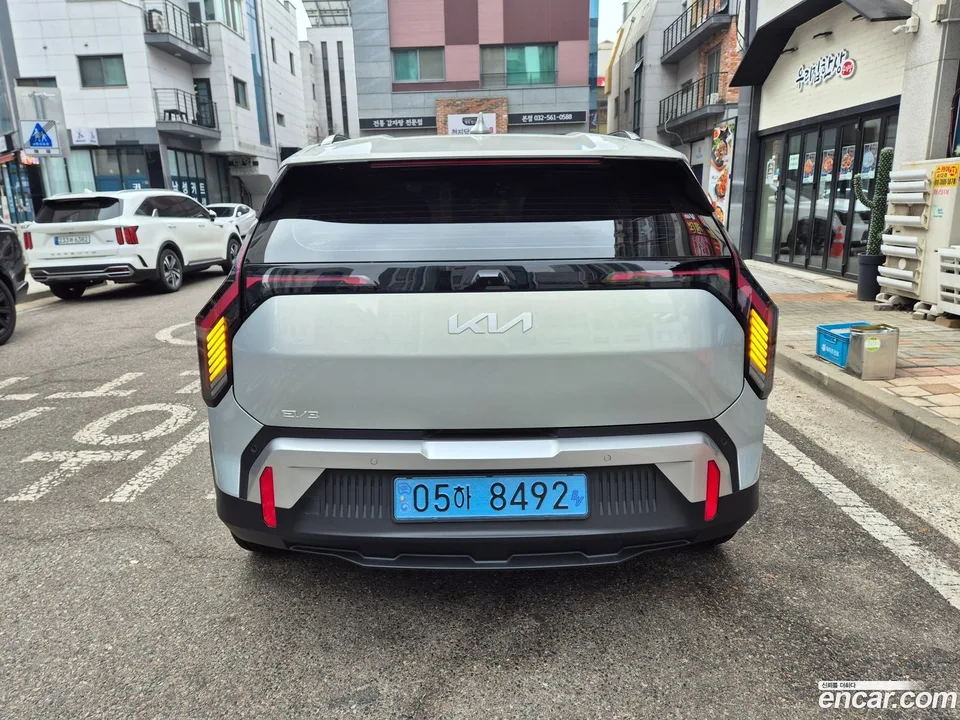 Kia EV3 2WD 2025 — миниатюра 3