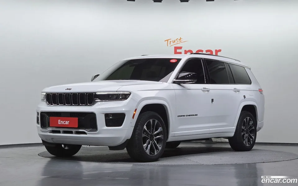 Jeep Grand Cherokee L 3.6 2022 — фото 1, купить с доставкой в Москву