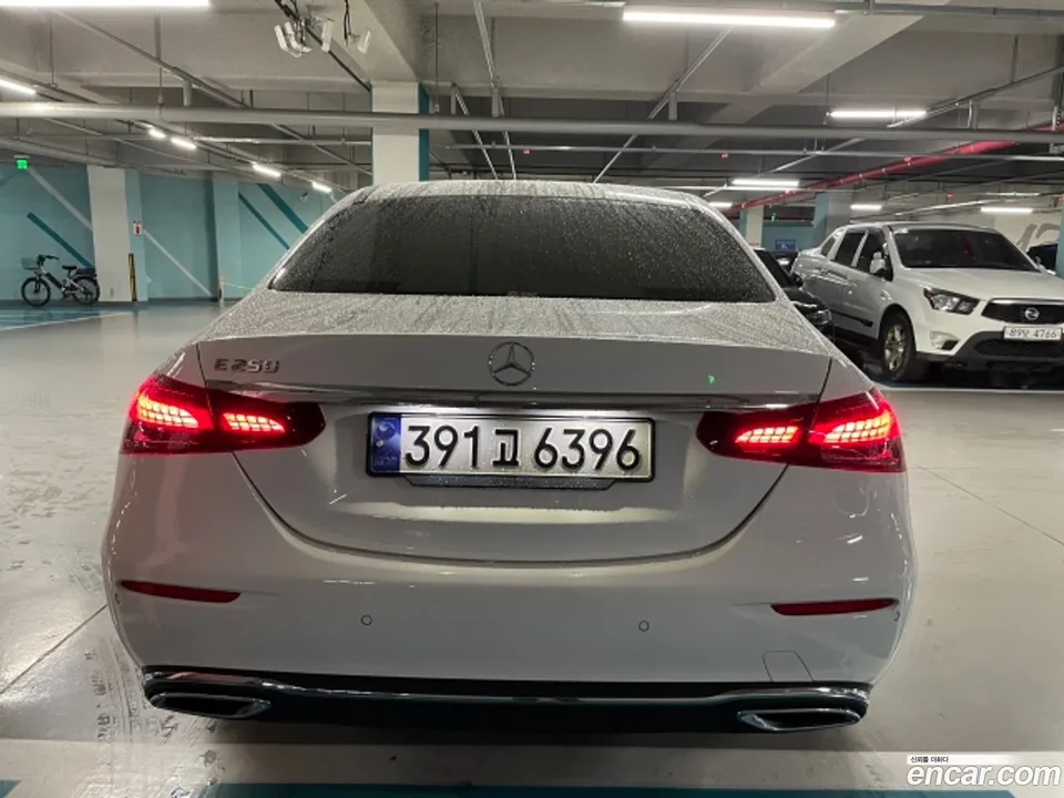 Mercedes-Benz E-Class E250 2023 — миниатюра 3