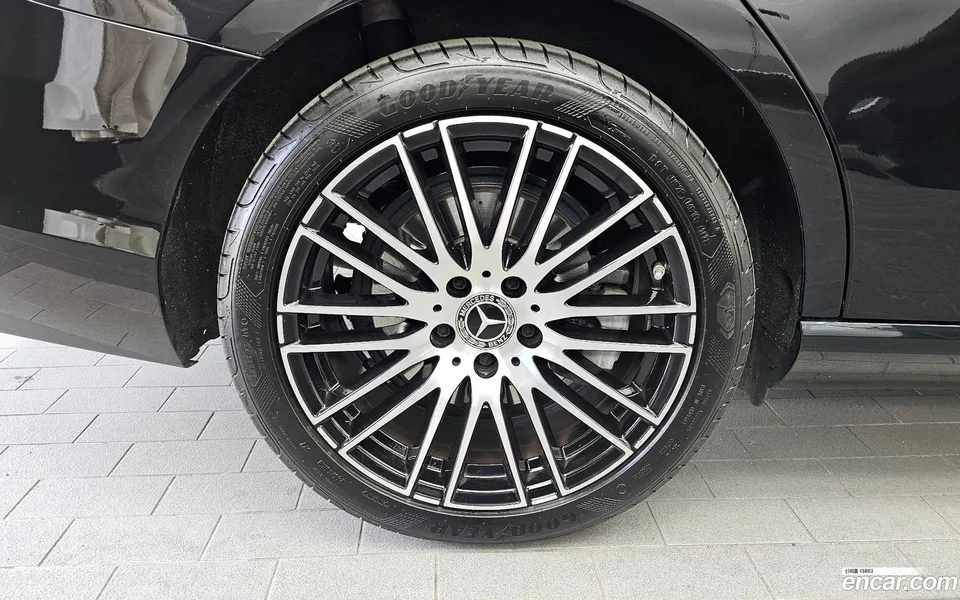 Mercedes-Benz C-Class C200 4MATIC 2022 — миниатюра 2