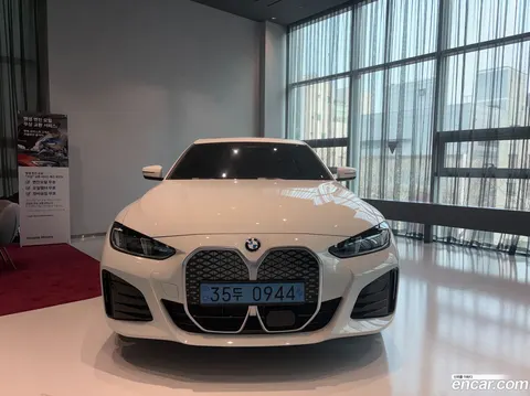 BMW i4 2026 купить в Москве