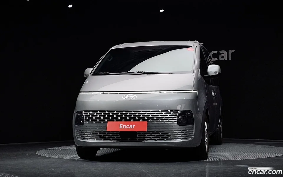 Hyundai Staria 3 2025 — миниатюра 3