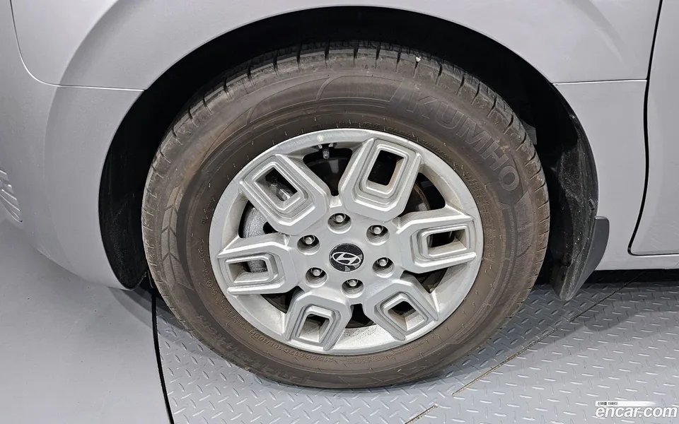 Hyundai Staria 3 2025 — миниатюра 5