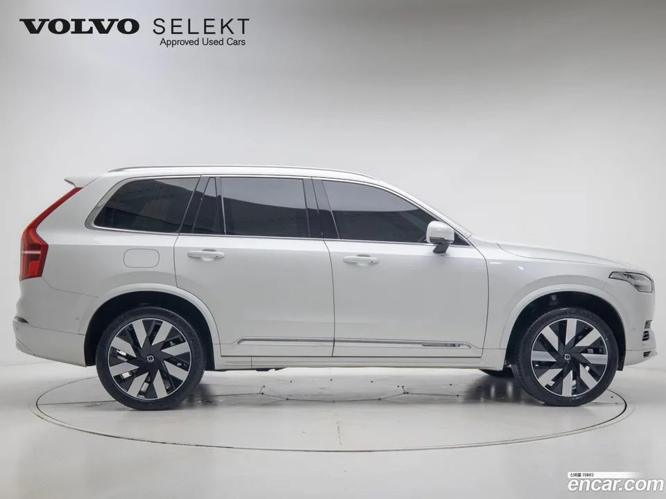 Volvo XC90 T8 2024 — миниатюра 3