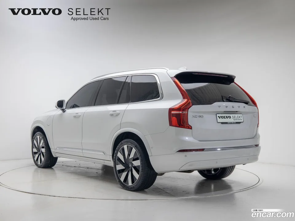 Volvo XC90 T8 2024 — миниатюра 4