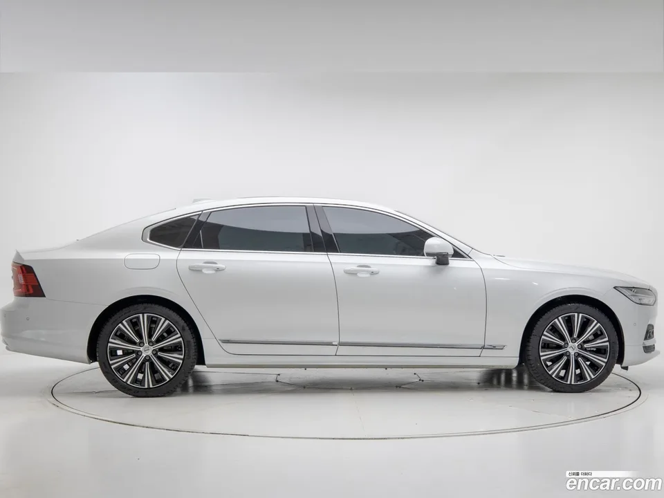 Volvo S90 B5 2024 — миниатюра 4