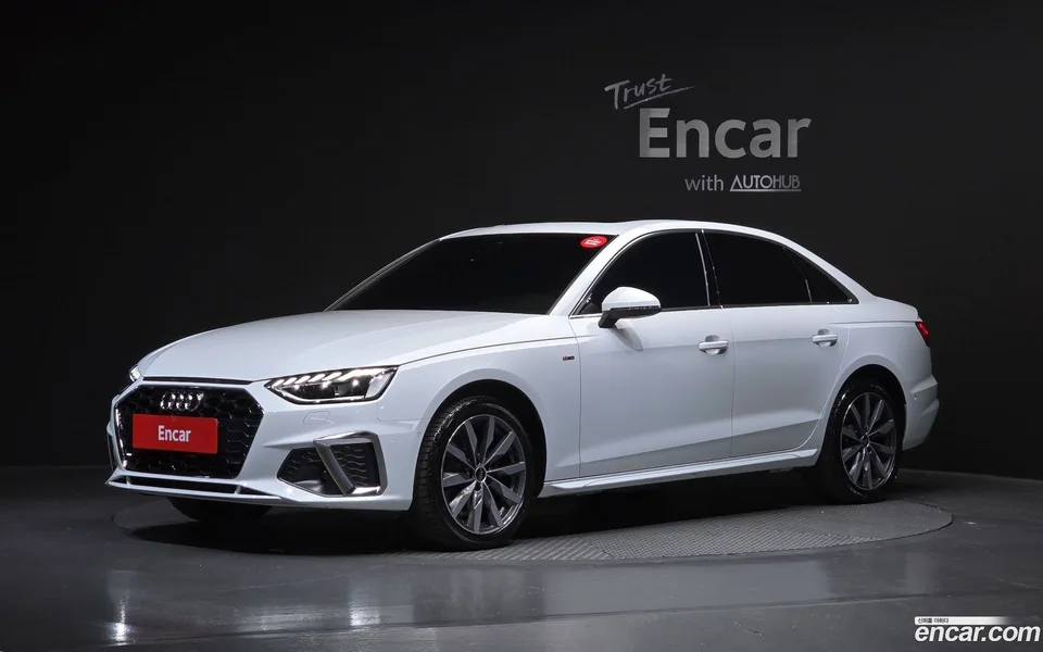 Audi A4 40 TFSI 2023 — фото 1, купить с доставкой в Москву