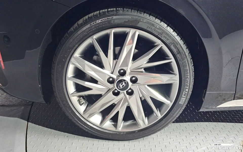 Hyundai Grandeur IG 3.3 2022 — миниатюра 2