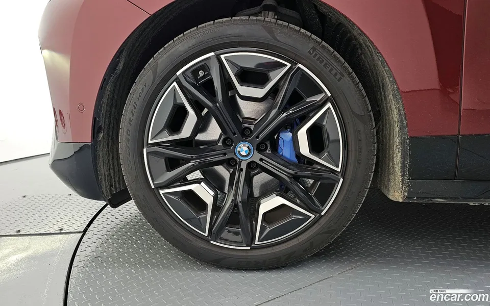 BMW iX xDrive50 2024 — миниатюра 5