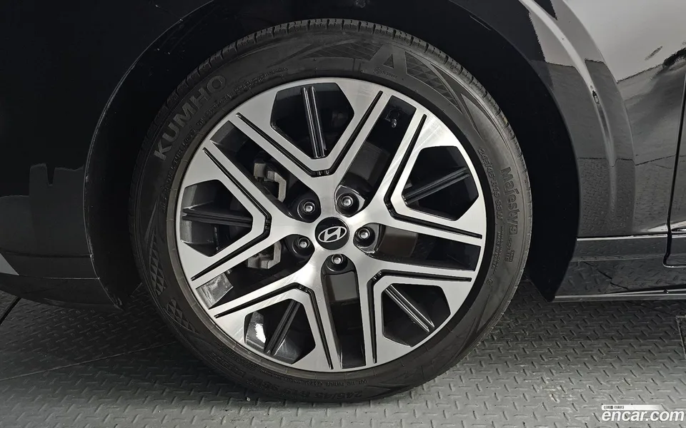 Hyundai Grandeur 2.5 2WD 2023 — миниатюра 5