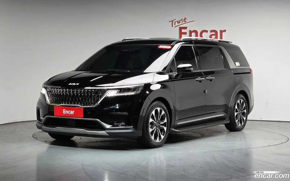 Kia Carnival 9 2022 — фото 1, купить с доставкой в Москву