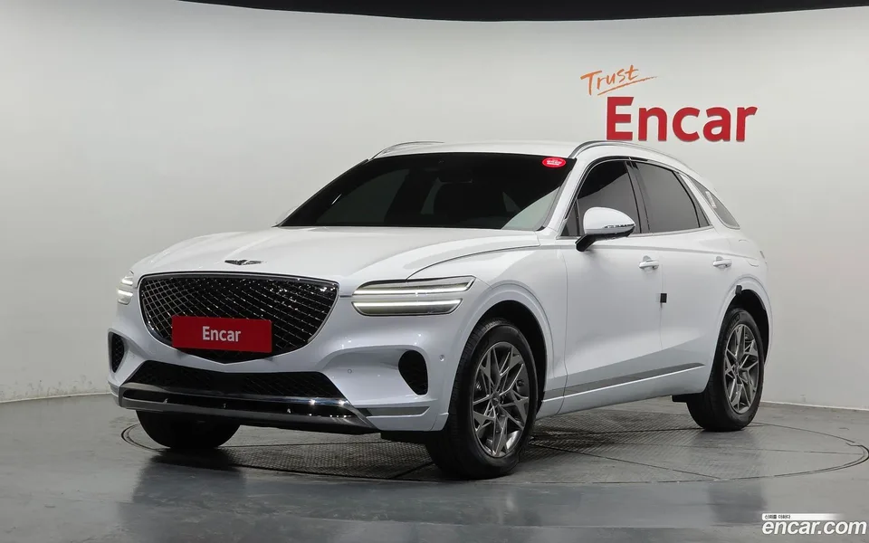 Genesis GV70 2.5T AWD 2023 — фото 1, купить с доставкой в Москву