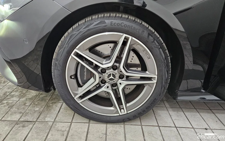 Mercedes-Benz CLA-Class CLA250 4MATIC 2024 — миниатюра 2