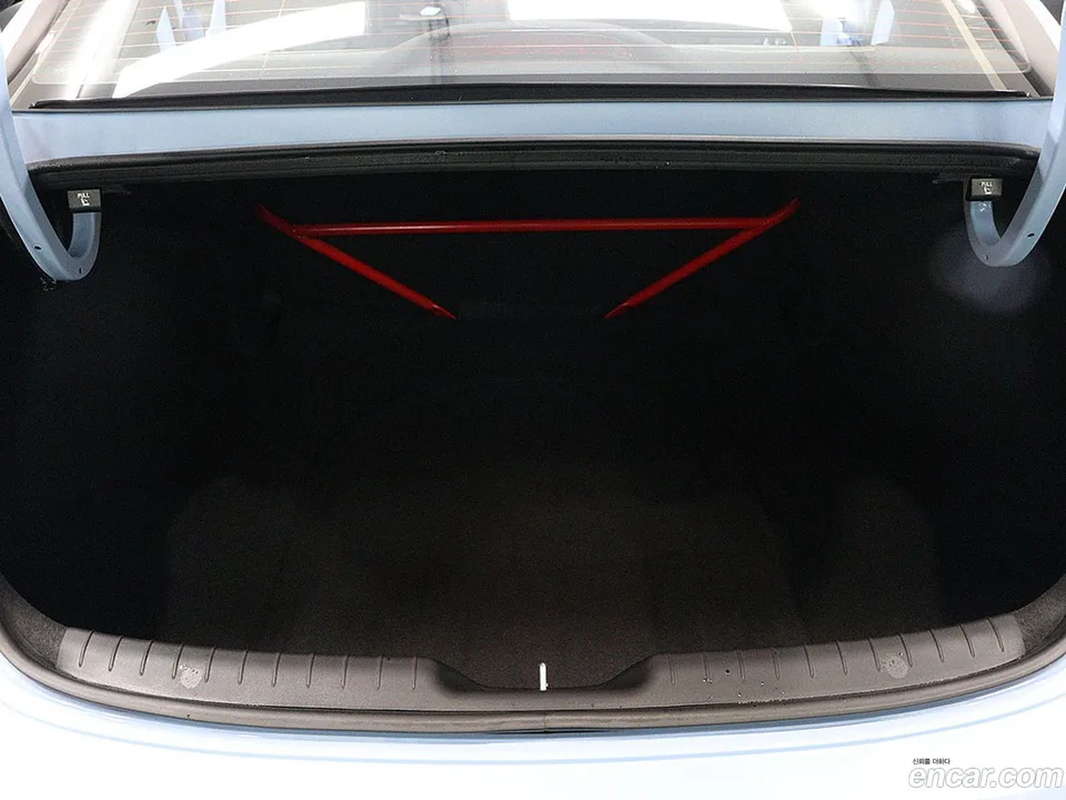 Hyundai Avante CN7 2.0 N 2025 — миниатюра 2