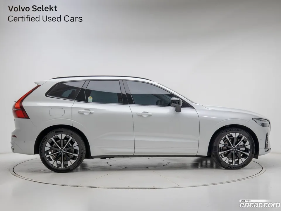 Volvo XC60 B5 2025 — миниатюра 3