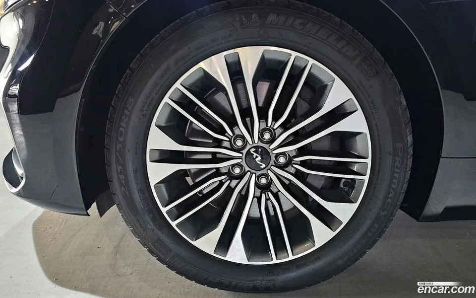 Kia K9 3.8 GDI AWD 2023 — миниатюра 5