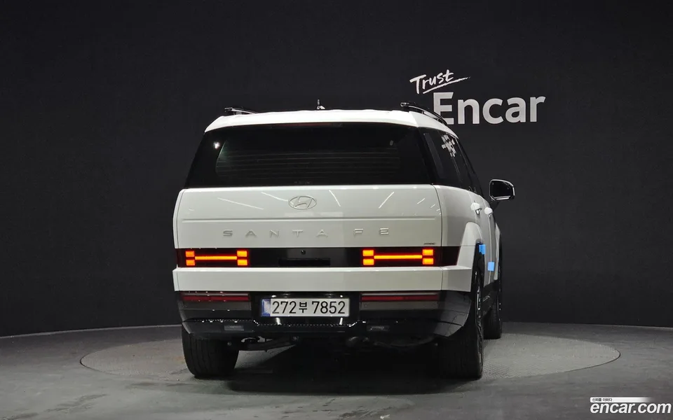 Hyundai SantaFe HEV 1.6 4WD 2025 — миниатюра 4