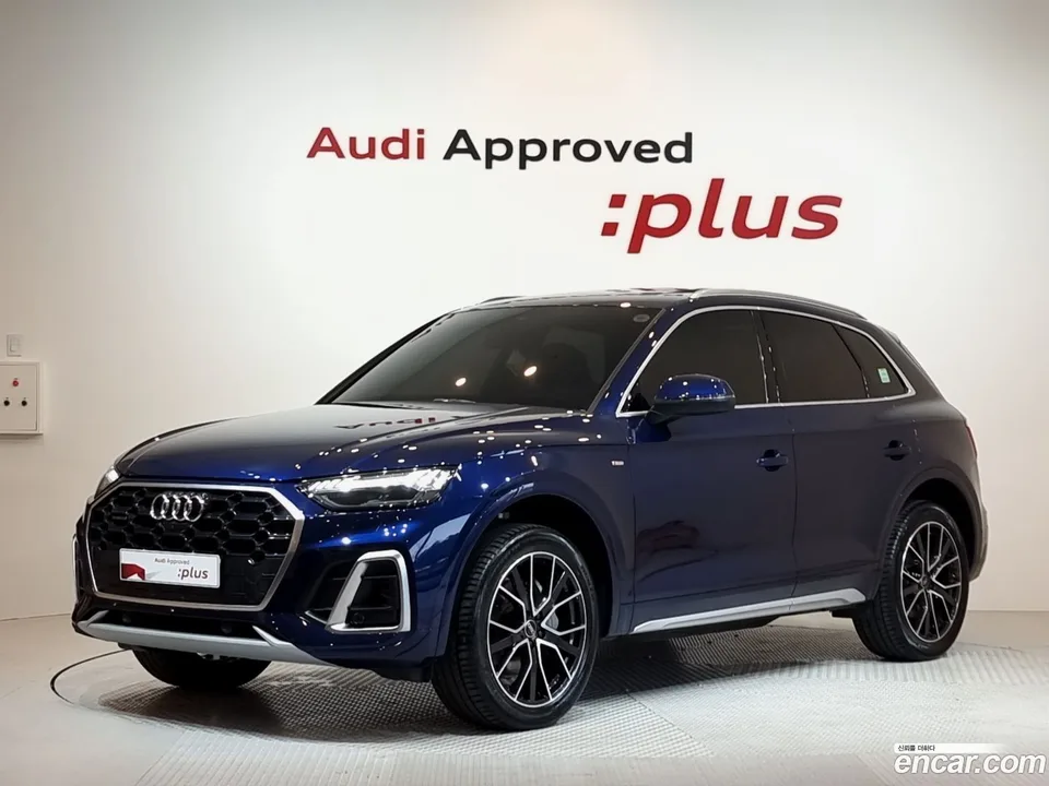 Audi Q5 45 TFSI 2024 — фото 1, купить с доставкой в Москву