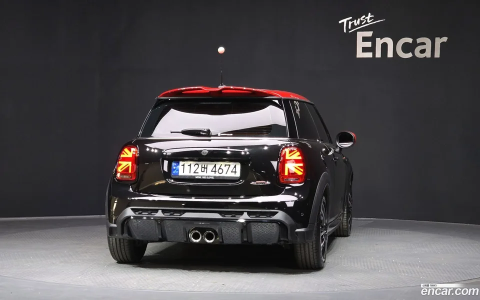 MINI Cooper S JCW 2022 — миниатюра 4