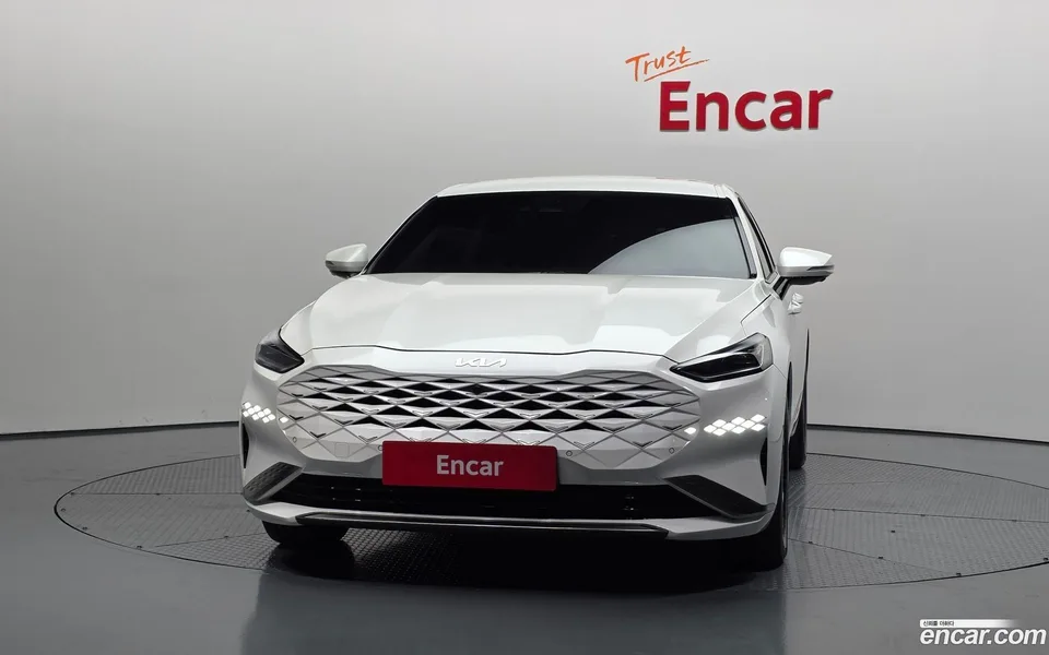 Kia K8 Hybrid 2022 — миниатюра 3