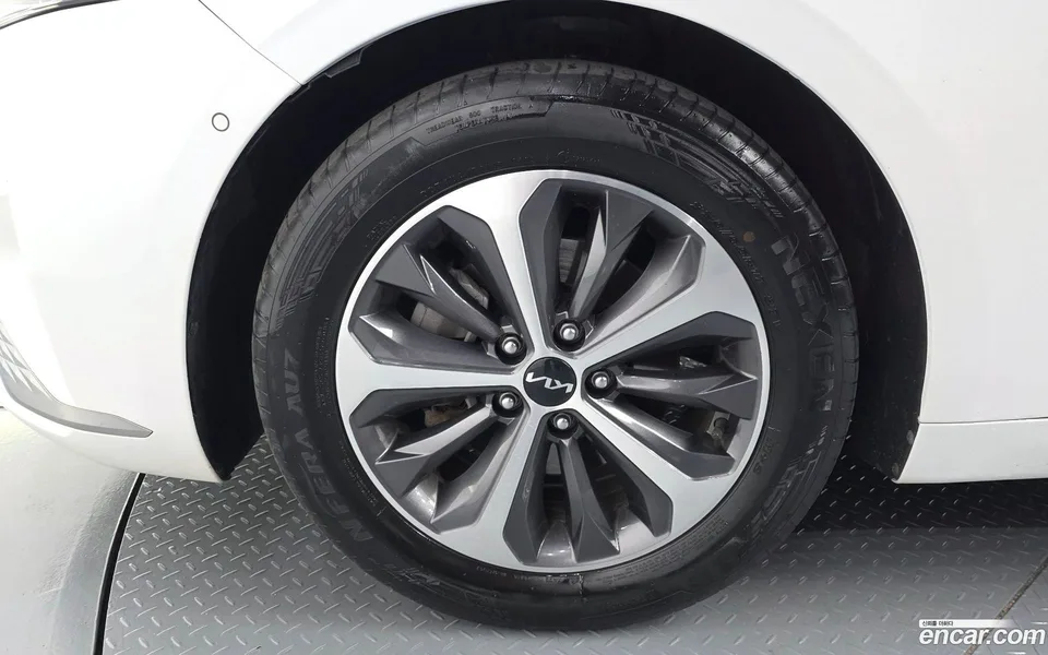 Kia K8 Hybrid 2022 — миниатюра 5