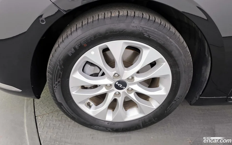 Kia K8 2.5 2WD 2023 — миниатюра 2