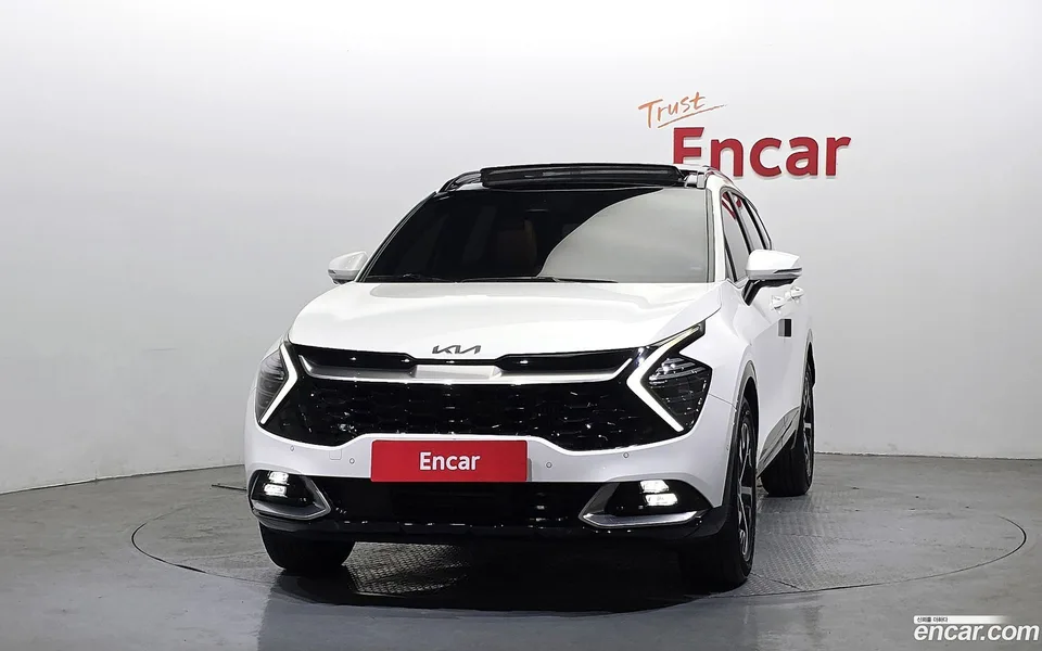 Kia Sportage Hybrid 2WD 2023 — миниатюра 3