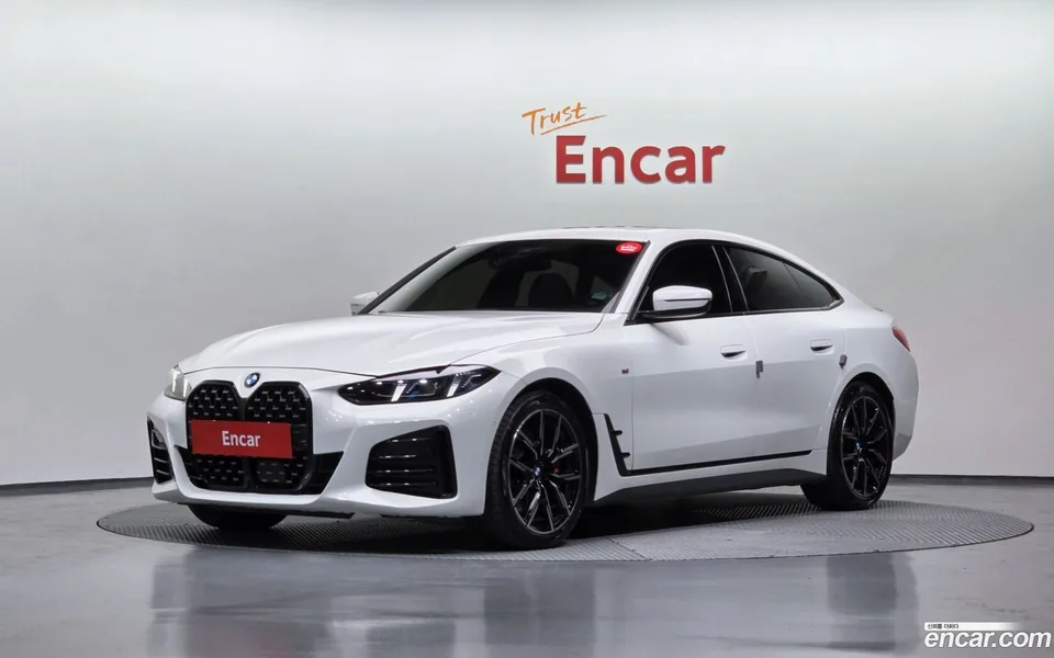 BMW 4 Series 420i M 2025 — фото 1, купить с доставкой в Москву