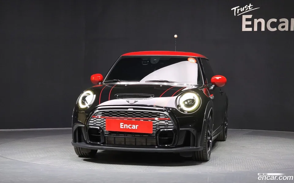 MINI Cooper S JCW 2022 — миниатюра 3