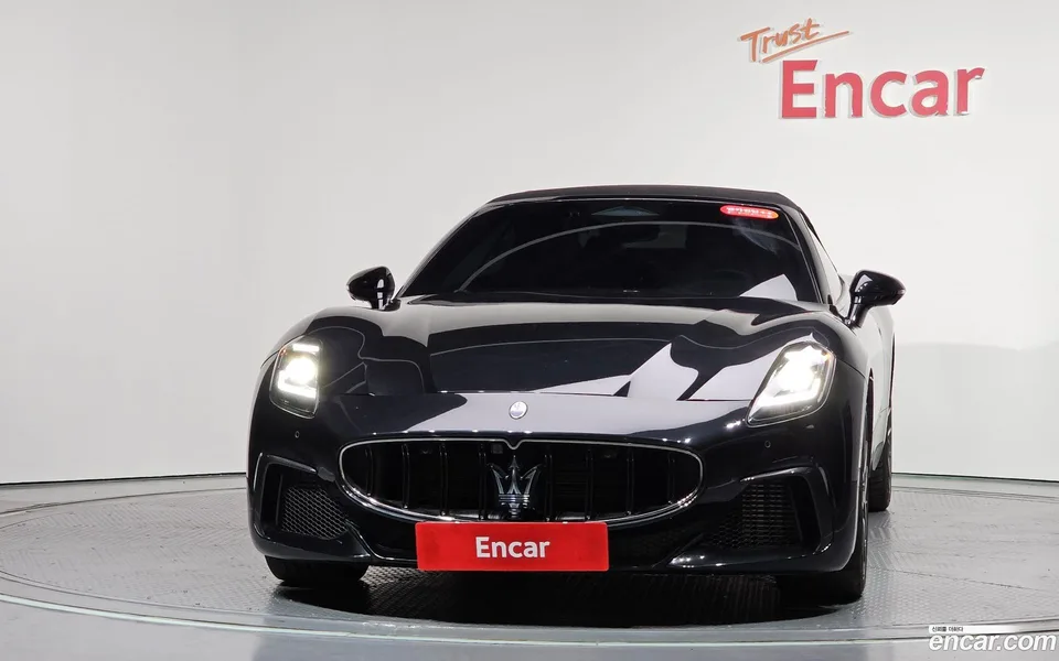 Maserati GranCabrio 3.0 V6 2024 — миниатюра 3