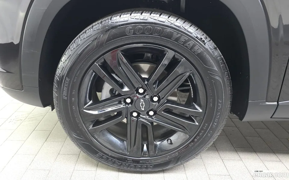 Chevrolet Trax Crossover 1.2 ACTIV 2023 — миниатюра 2