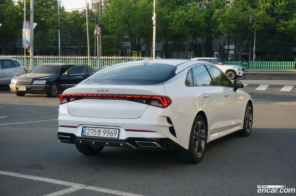 Kia K5 1.6 2023 — миниатюра 4