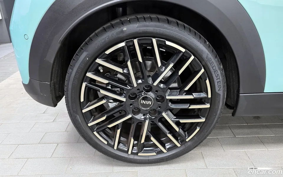 MINI Cooper S 2025 — миниатюра 2