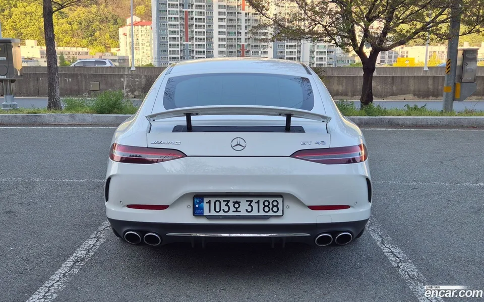 Mercedes-Benz AMG GT 4 43 4MATIC+ 2022 — миниатюра 2